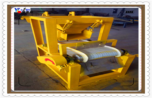 磁選機,干選磁選機,內(nèi)蒙古干選磁選機,內(nèi)蒙古干選磁選機遠(yuǎn)力可定制 磁選機,干選磁選機,內(nèi)蒙古干選磁選機,內(nèi)蒙古干選磁選機遠(yuǎn)力可定制