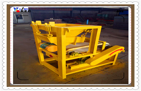 小型磁選機(jī),提高小型磁選機(jī)節(jié)能生產(chǎn)可用的方法_輥式提高小型磁選機(jī)節(jié)能生產(chǎn)可用的方法_磁塊如何排列 小型磁選機(jī),提高小型磁選機(jī)節(jié)能生產(chǎn)可用的方法_輥式提高小型磁選機(jī)節(jié)能生產(chǎn)可用的方法_磁塊如何排列