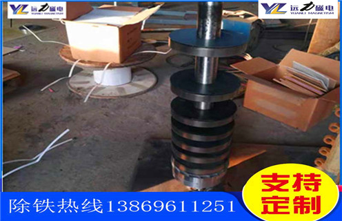 鉀長石磁選機(jī)，鉀長石高效除鐵設(shè)備備受行業(yè)矚目_鉀長石高效除鐵設(shè)備備受行業(yè)矚目的作業(yè)原理是怎樣的報價及結(jié)構(gòu)_遠(yuǎn)力磁電廠家