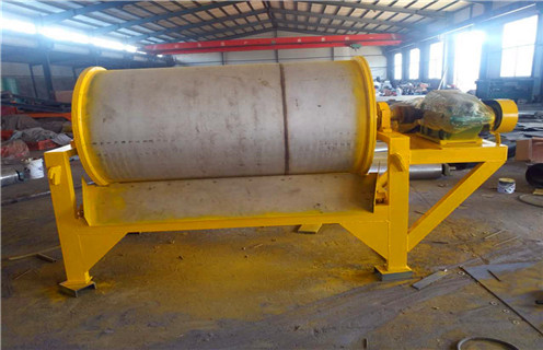 永磁干選磁選機,江西永磁干選磁選機_遠力江西永磁干選磁選機的結(jié)構(gòu)磁場分布圖 永磁干選磁選機,江西永磁干選磁選機_遠力江西永磁干選磁選機的結(jié)構(gòu)磁場分布圖