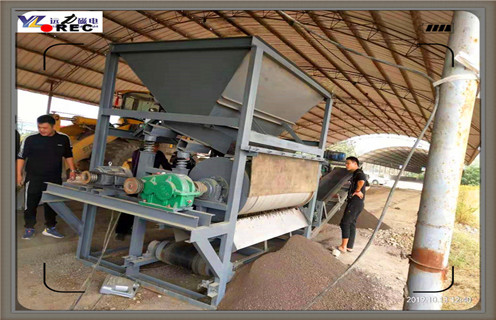 永磁鐵礦磁選機,廣西永磁鐵礦磁選機_遠力廣西永磁鐵礦磁選機的結構磁場分布圖 永磁鐵礦磁選機,廣西永磁鐵礦磁選機_遠力廣西永磁鐵礦磁選機的結構磁場分布圖